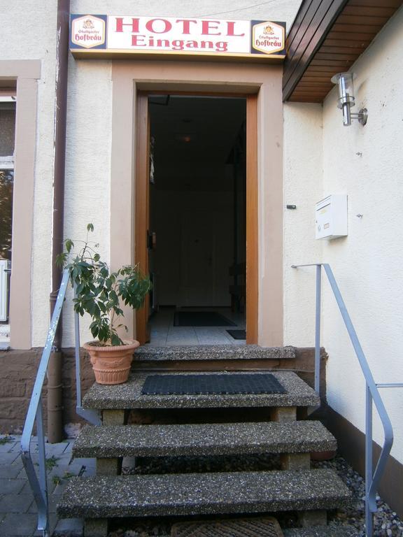 Hotel Strauss Waldbronn Exterior foto