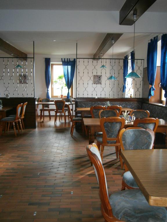 Hotel Strauss Waldbronn Exterior foto